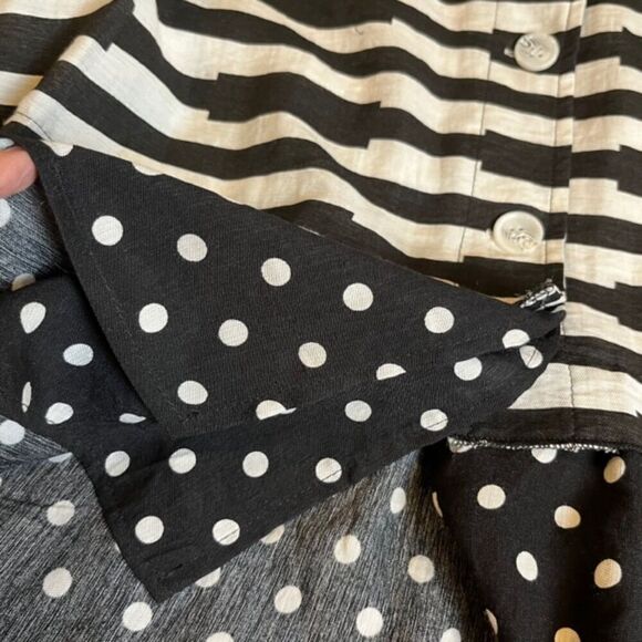 Dor Dor Couture Button Front, Bell Sleeve Black White Top Jacket Size Medium - Picture 10 of 13